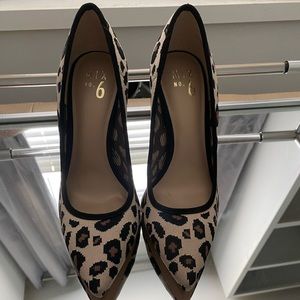 Mix No. 6 cheetah fabric stilettos. Women’s size 8.